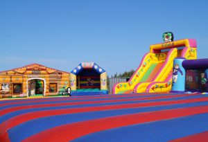 Chateau gonflable ou trampoline : Que choisir pour une fête d’enfant ?